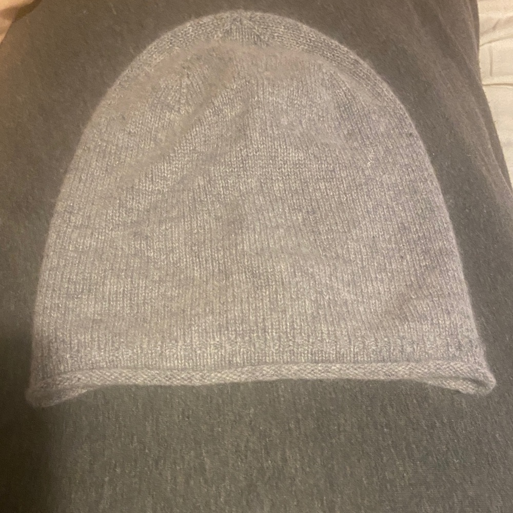 Quince Cashmere Beanie in Gray